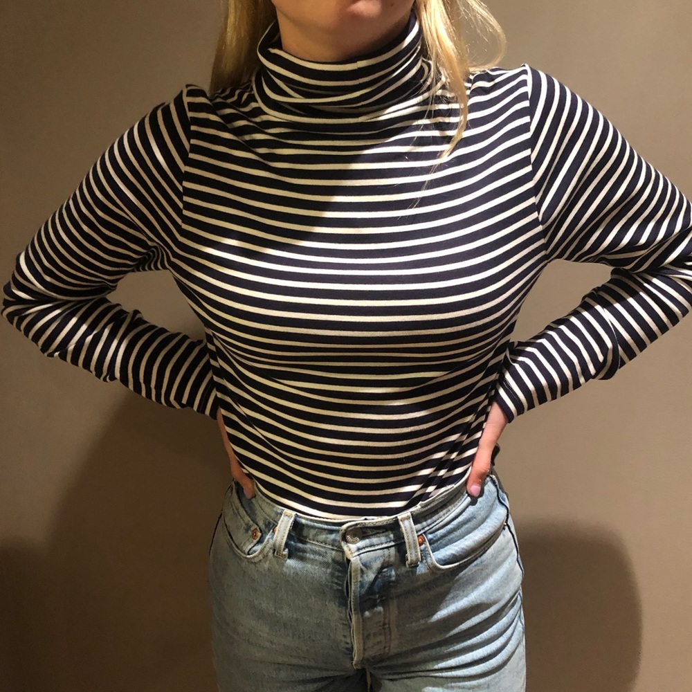 NEW J Crew Long sleeve Turtleneck Size M!